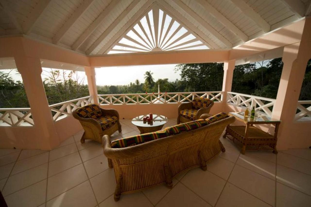 Tobago Hibiscus Golf Villas & Appartments Mount Irvine Room photo